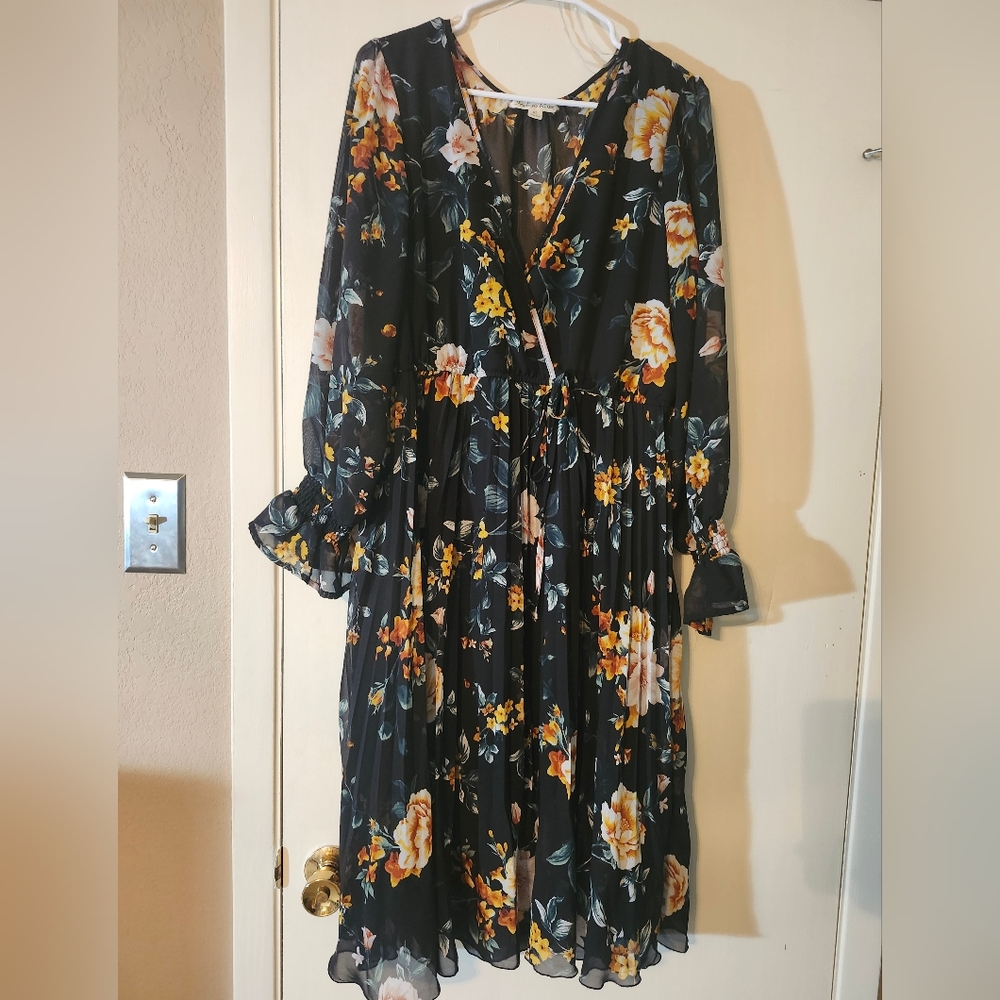 Indigo Rose Navy Blue With Flowers Long Sleeve Dress